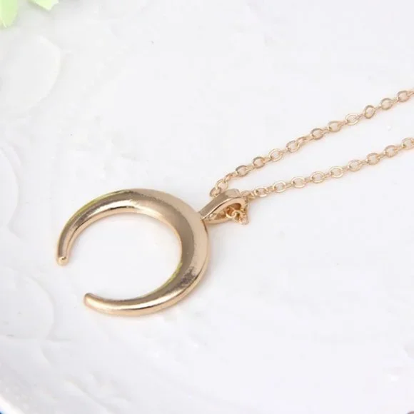 Layered Crescent Horn Necklace (Gold) - Picture 3 of 5